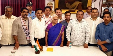 கோவாவில் நாளை நம்பிக்கை வாக்கெடுப்பு - தப்புவாரா முதல்வர் பிரமோத் சாவந்த்?