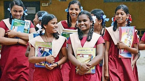 இனி அரசுப் பள்ளிகளில் ஏப்ரல் 1 ஆம் தேதியே மாணவர்கள் சேர்க்கை..!