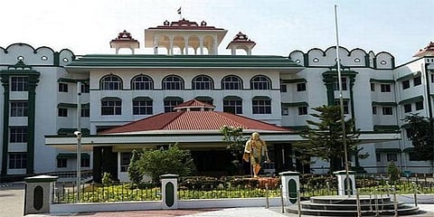 அதிமுக நிர்வாகி கொல்லப்பட்ட வழக்கில் 11 பேருக்கு தலா 3 ஆயுள் உறுதி