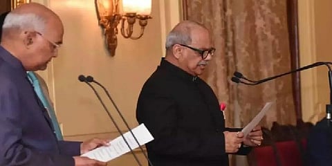 ‘லோக்பால் தலைவர்’ பினாகி சந்திரகோஷ் வழங்கிய அதிரடி தீர்ப்புகள்