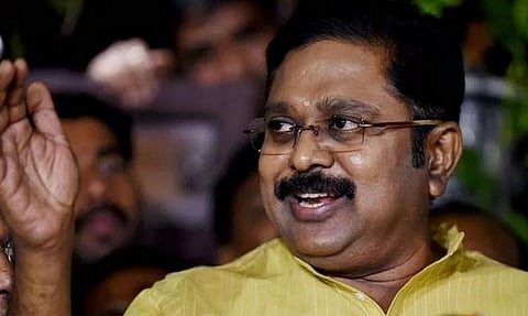 கட்சியாக பதிவு செய்தாலும் குக்கர் சின்னத்தை உடனடியாக தர முடியாது- தேர்தல் ஆணையம்