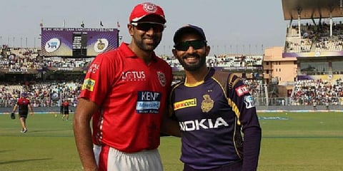 பஞ்சாப்பை பந்தாடிய கொல்கத்தா : 218 ரன்கள் குவிப்பு