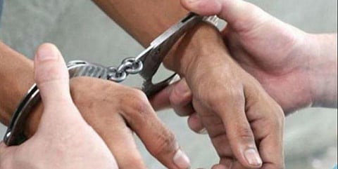 சென்னையில் பழிக்குப்பழியாக கொல்லப்பட்ட ரவுடி : 5 பேர் கைது