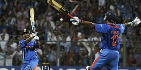 8 வருஷம் முன்னாடி... கண்ணுக்குள்ளேயே நிக்கும் தோனி அடிச்ச வின்னிங் ஷாட்