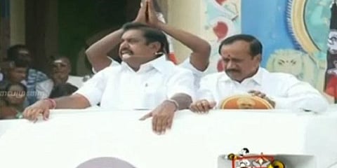 "தந்தையே செய்யாதபோது மகன் என்ன செய்யப் போகிறார்?" - முதலமைச்சர் பழனிசாமி