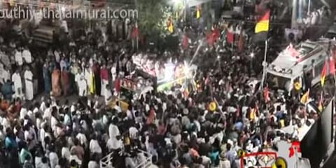 தேமுதிக நிர்வாகிகள் இடையே மோதல் : கார் கண்ணாடிகள் உடைப்பு