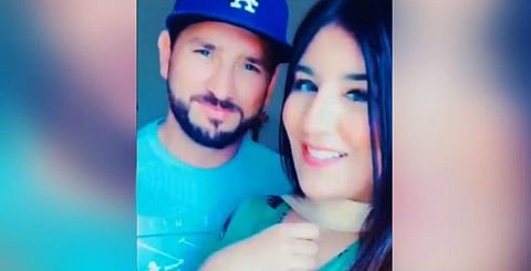 டிக் டாக்-கில் இளம் பெண்ணுடன் இந்தி பாடல்: பாக். பந்துவீச்சாளருக்கு எச்சரிக்கை!