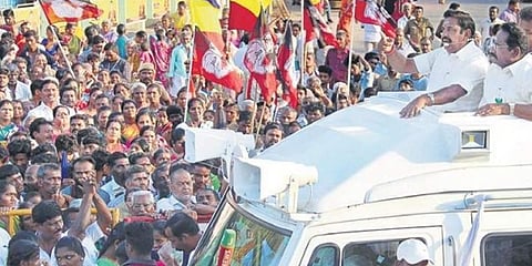 "வீடில்லா ஏழைகளுக்கு கான்கிரீட் வீடுகள் கட்டித்தரப்படும்" : முதலமைச்சர்