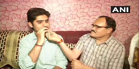 “சிறந்த அதிகாரியாக பணியாற்றுவேன்” - யுபிஎஸ்சி தேர்வில் முதலிடம் பிடித்த கடாரியா