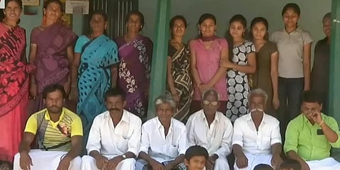 ஒரே வீட்டில் இருக்கும் 40 ஓட்டுகள் - வாக்குகளை அள்ள போட்டி போடும் வேட்பாளர்கள்!