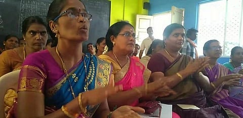 100% வாக்குப்பதிவிற்காக தேர்தல் அதிகாரிகளுக்கு சைகை மொழி பயிற்சி