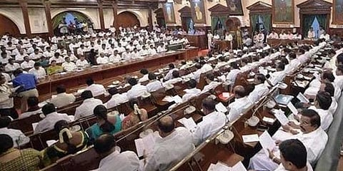 தேர்தல் முடிந்தால் ஆட்சி கலையுமா ? - ஊசலாடும் எம்.எல்.ஏக்கள் கணக்கு..!