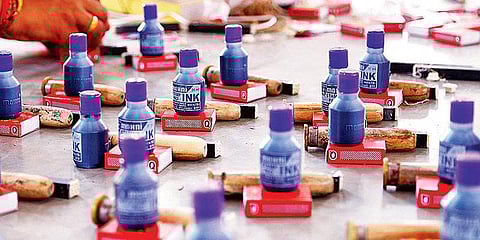 அழியாத ‘மைசூர் மை’ வாங்க தேர்தல் ஆணையம் 32 கோடி செலவு