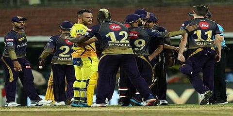 கொல்கத்தாவுக்கு தண்ணிக் காட்டிய சிஎஸ்கே ! 7 விக்கெட் வித்தியாசத்தில் வெற்றி