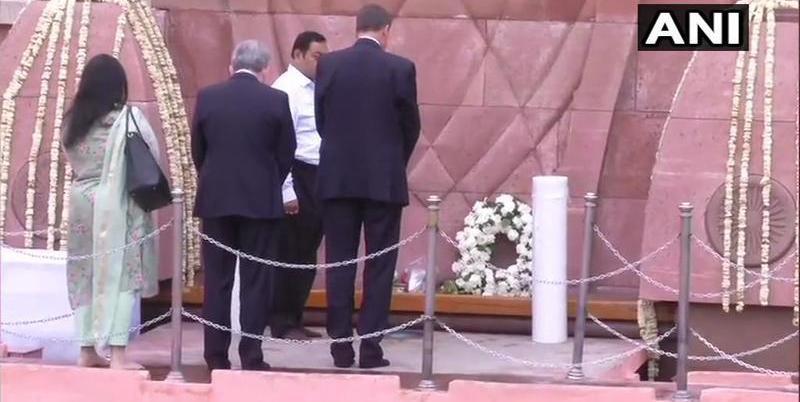 ஜாலியன் வாலாபாக் நினைவு நாள்: பிரிட்டன் தூதர் மரியாதை