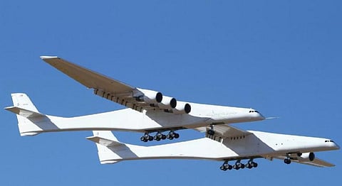 உலகின் நீளமான ‘ராக்’ விமானத்தின் முதல் பயணம்