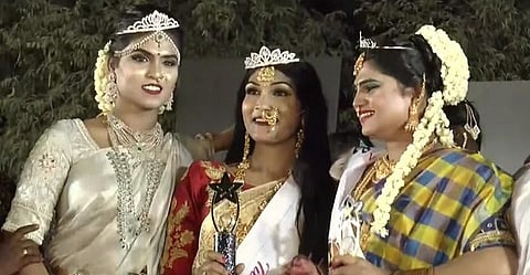 ‘மிஸ் கூவாகம்’ பட்டத்தை வென்றார் தருமபுரி நபீஷா..!