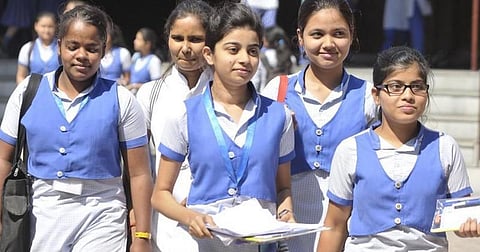 பனிரெண்டாம் வகுப்பு தேர்வு முடிவுகள்: எந்தெந்த இணையதளங்களில் பார்க்கலாம் ?