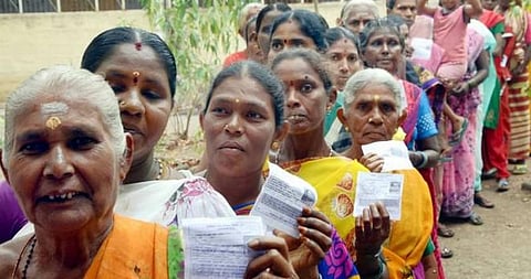 தமிழகத்தில் வாக்குப்பதிவு... நொடிக்கு நொடி தகவல்கள் #PTLiveUpdates