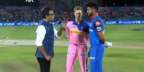 டாஸ் வென்றது டெல்லி : ராஜஸ்தான் முதல் பேட்டிங்