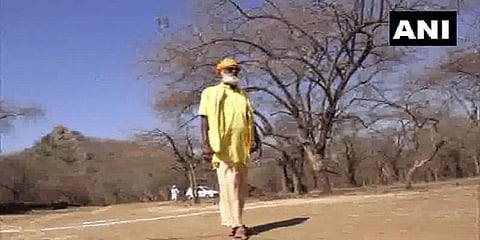 “என் ஒரு வாக்கிற்காக இவ்வளவு செலவா ?” - மெய்சிலிர்த்த ‘தனி ஒருவன்’