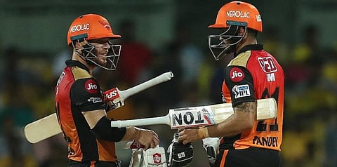 வார்னர், பாண்டே அதிரடி - 175 ரன் குவித்த ஹைதராபாத் அணி