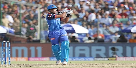 தவான், ஸ்ரேயாஸ் அரை சதம் - டெல்லி 187 ரன்கள் குவிப்பு