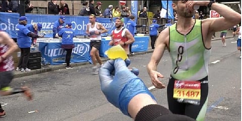 ஜெல் வடிவத்தில் குடிநீர் பந்துகள் - பிளாஸ்டிக்கை ஒழிக்க புதிய ஐடியா