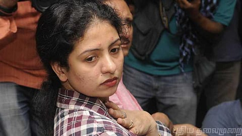 கிரிக்கெட் வீரர் முகமது ஷமி மனைவி திடீர் கைது