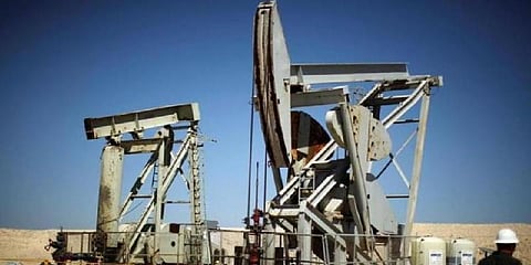 அமெரிக்காவிலிருந்து எண்ணெய் இறக்குமதியை குறைக்க இந்தியா திட்டம்