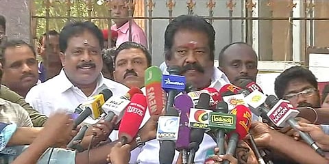 சபாநாயகர் நோட்டீஸ்-க்கு உச்சநீதிமன்றம் தடை: அறந்தாங்கி எம்.எல்.ஏ வரவேற்பு!