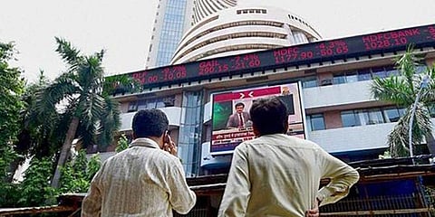 சென்செக்ஸ், நிஃப்டி சரிவுடன் முடிவு : தங்கத்தின் மதிப்பு உயர்வு