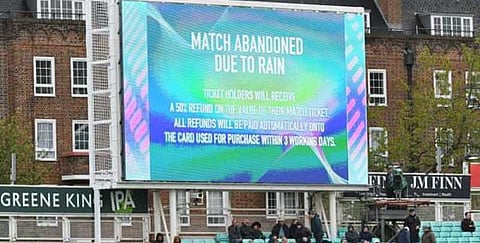 தொடர் மழை: கைவிடப்பட்டது இங்கிலாந்து- பாகிஸ்தான் போட்டி!