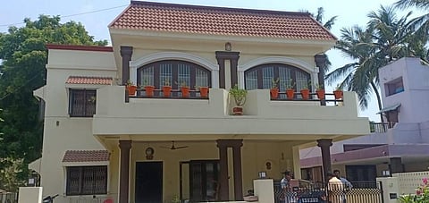 ஐஏஎஸ் அதிகாரி வீட்டின் பூட்டை உடைத்து 20 சவரன் கொள்ளை