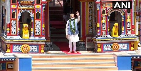 பத்ரிநாத் கோயிலில் பிரதமர் மோடி வழிபாடு