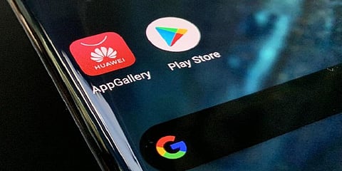 ஹவாய் மீதான தடையை தற்காலிகமாக நிறுத்திய அமெரிக்கா: கூகுள் சேவை தொடருமா?