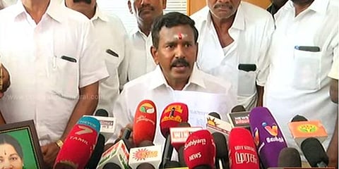 “எடப்பாடி முதல்வராக காரணமாக இருந்ததே நாங்கள்தான்” - தோப்பு வெங்கடாசலம் வேதனை