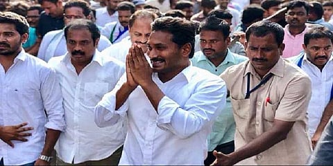 என்.டி.ஆர் குடும்ப ஆதிக்கத்தை வீழ்த்திக் காட்டிய ஜெகன் மோகன் ரெட்டி