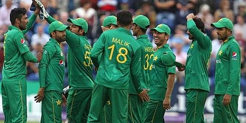 வீரர்களுக்கு பாகிஸ்தான் கிரிக்கெட் வாரியம் திடீர் தடை!