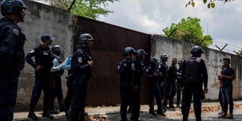 வெனிசுலா சிறையில் கலவரம்: 29 கைதிகள் உயிரிழப்பு