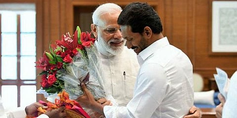 பாஜக 250 இடங்களில் மட்டும் வெற்றி பெற்றிருந்தால்..? : ஜெகன் மோகன் போட்ட கணக்கு