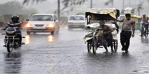 தமிழகத்தில் மூன்று நாட்களுக்கு இடி, மின்னலுடன் கூடிய மழைக்கு வாய்ப்பு