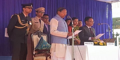 சிக்கிம் மாநில முதல்வராக பதவியேற்றார் தமாங் - நேபாள மொழியில் உறுதிமொழி