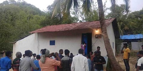 தமிழகத்தின் மலை கிராமத்துக்கு 72 ஆண்டுகளுக்குப்பின் மின் இணைப்பு !