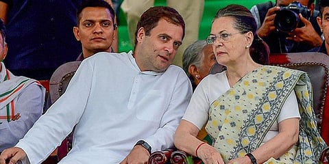 மோடி பதவியேற்பு விழாவில் சோனியா மற்றும் ராகுல் பங்கேற்பு