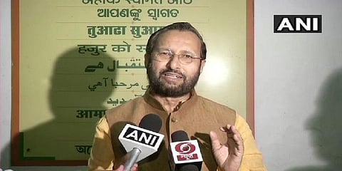 ''யார் மீதும் எந்த மொழியும் திணிக்கப்படாது'' - மத்திய அமைச்சர் பிரகாஷ் ஜவடேகர்