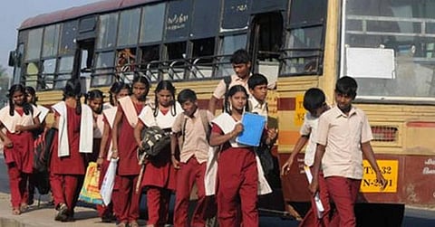 “ மாணவர்கள் பழைய பஸ் பாஸ்களை பயன்படுத்தலாம்”- தமிழக அரசு