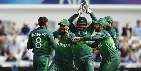 ரூட், பட்லர் சதம் வீண்: இங்கிலாந்தை போராடி வென்றது பாகிஸ்தான்!