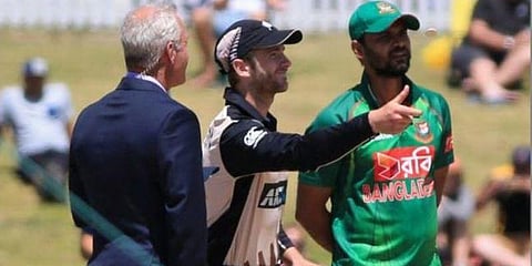 டாஸ் வென்றது நியூஸிலாந்து : பங்களாதேஷ் முதல் பேட்டிங்