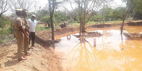 நிலத்தடி நீர்மட்டத்தை உயர்த்திய காவல்துறையினர் - ஆக்கப்பூர்வ முயற்சி